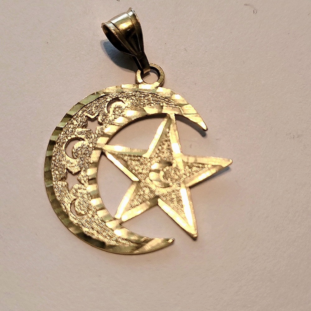 NWOT 10K gold moon/star charm